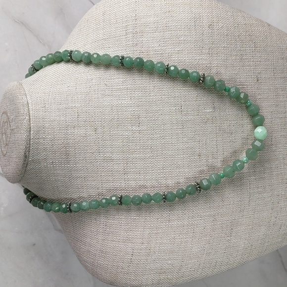 Artisan Crafted Aventurine Gemstone Necklace/Bracelet/Earrings Set - Picture 2 of 9